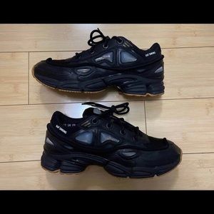 Adidas RAF Simmons Ozweego “Bunny Black”